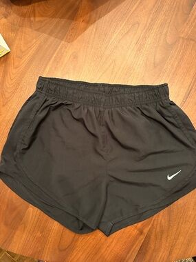 Nike Tempo Black Women's Athletic Shorts